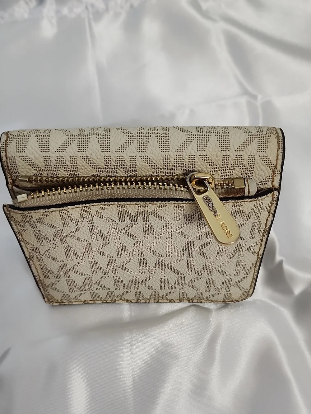Michael Kors Camel Multi MD Dome Crossbody Bag w/ Coordinating Snap Wallet Set